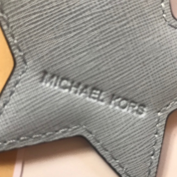 NWT Michael Kors Monogram Leather Hang Charm - Picture 2 of 5